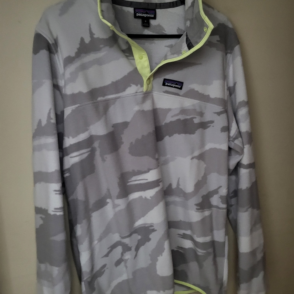 Patagonia Gray Camo Pullover with Neon Accents Micro D Fleece